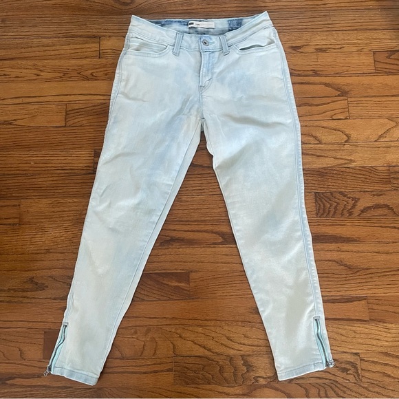 Levi’s Legging Jean Bleach Light Wash Zipper Leg Opening Women’s Size 28 - Picture 1 of 6